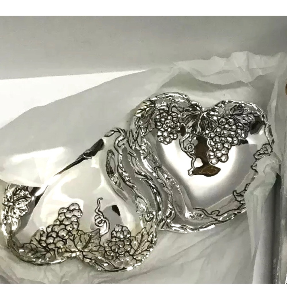 NWB Godinger Silver Dish Double Heart Grape Tray